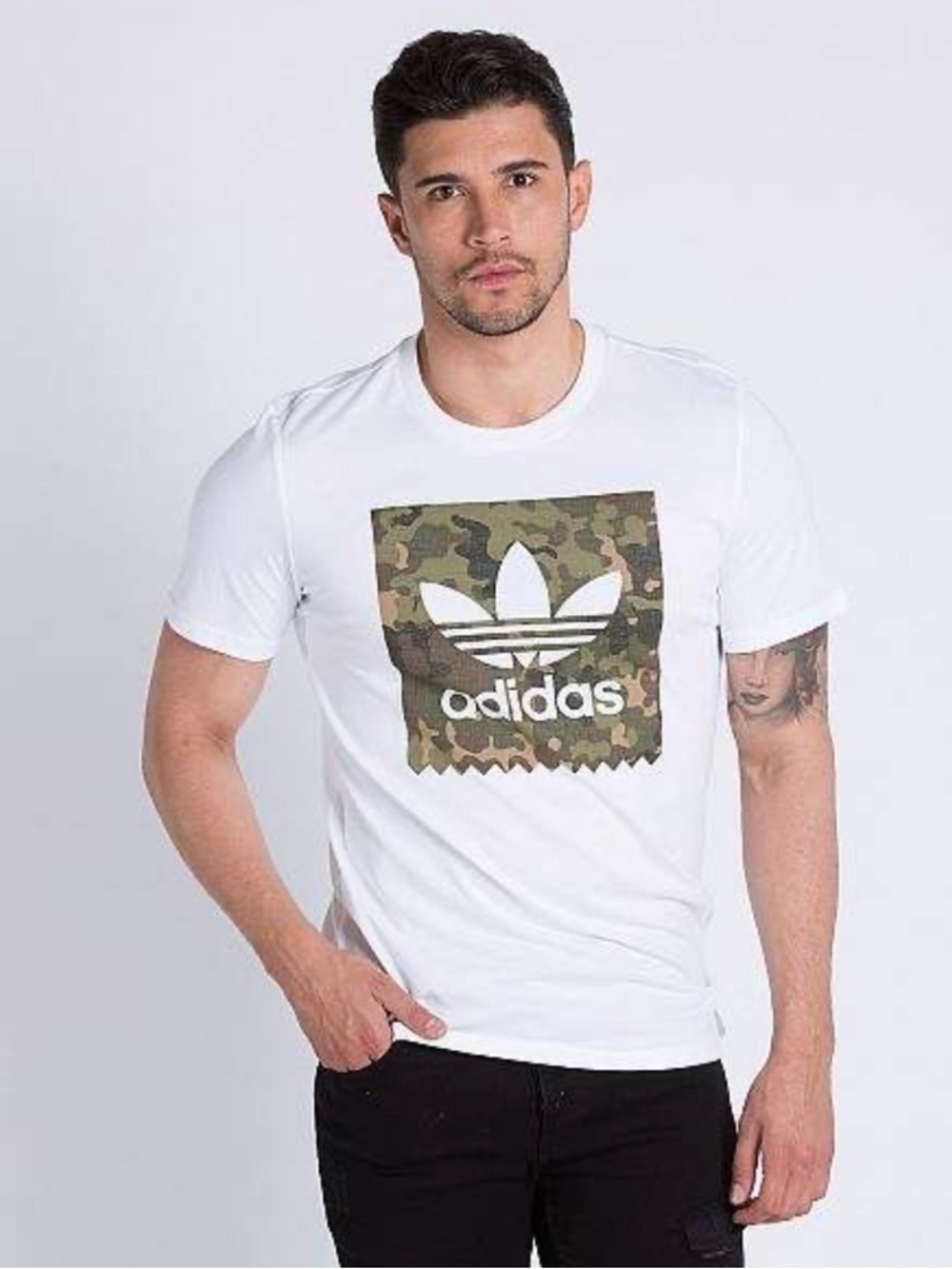 Adidas Originals Camo Box Graphic Tee size M